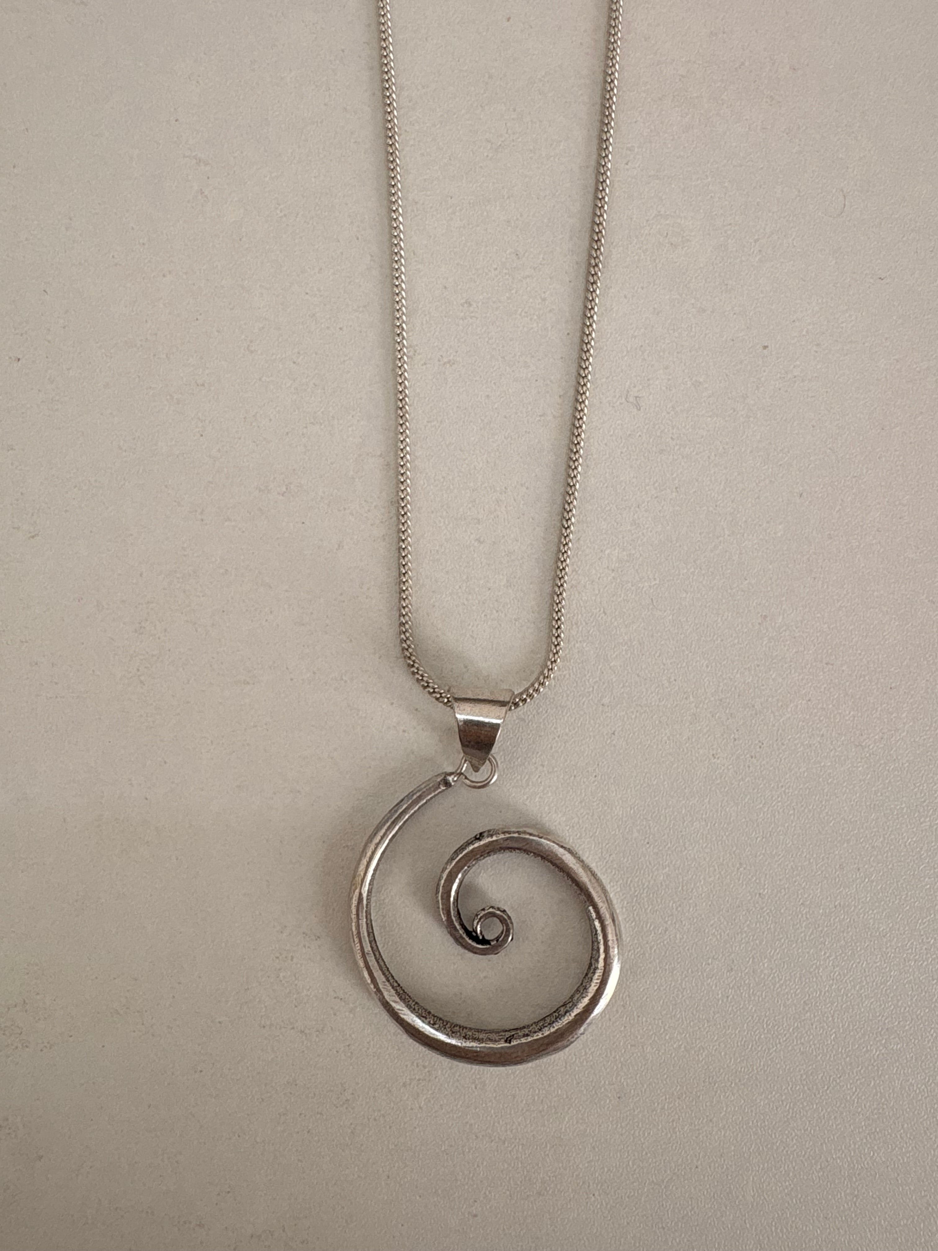 Spiral necklace