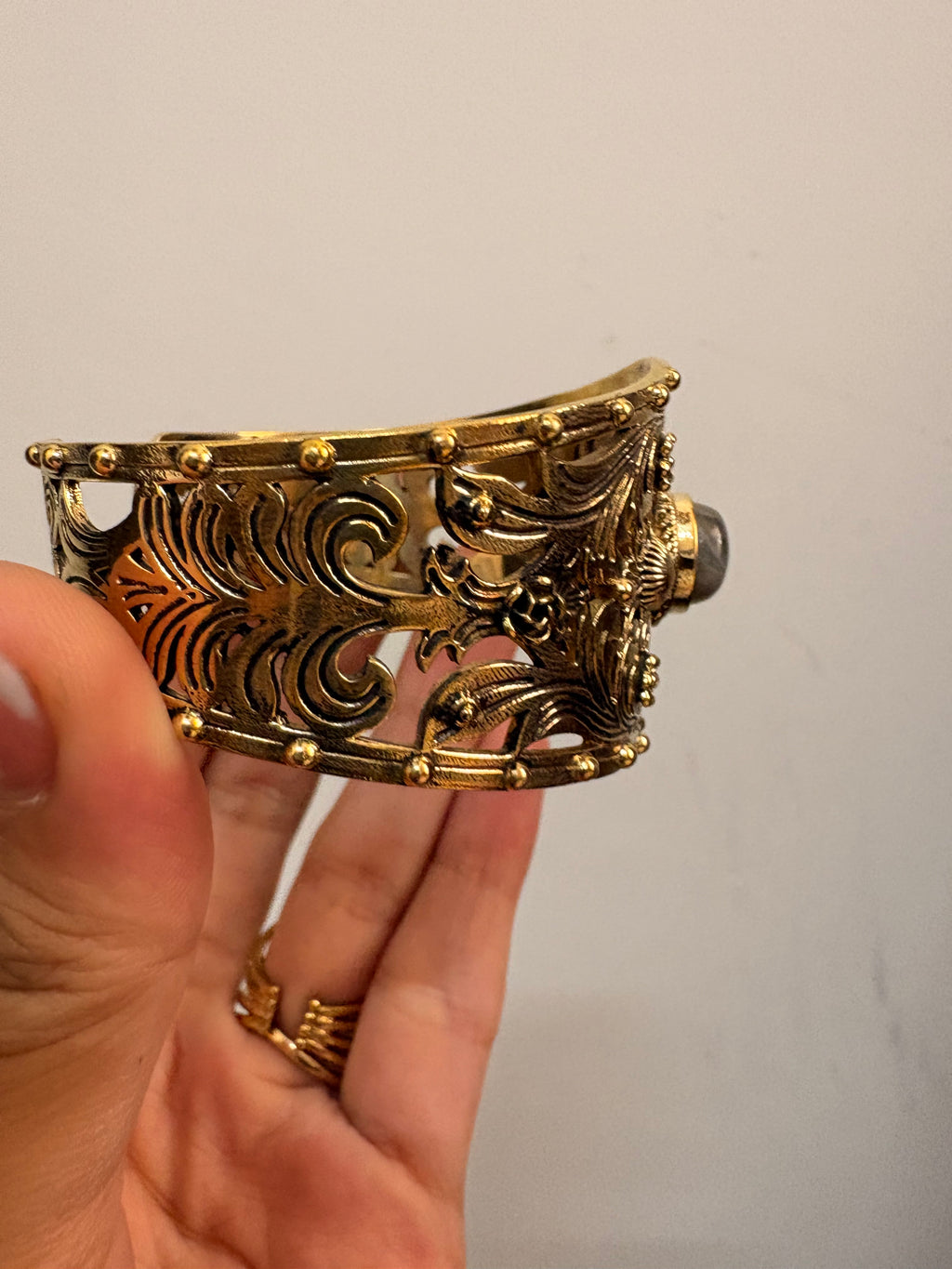 Ethereal arm cuff natural stone