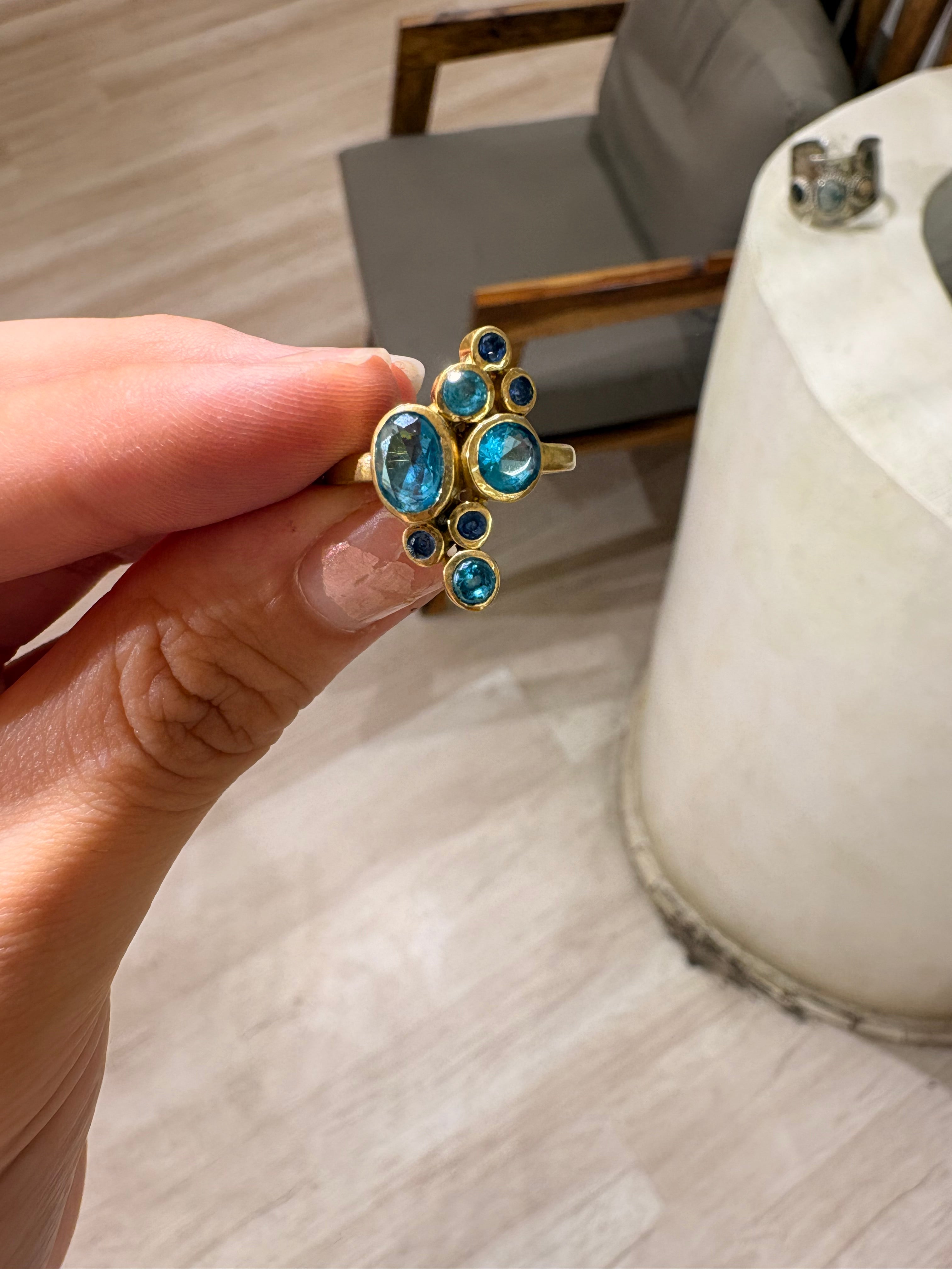 Clustered stone ring