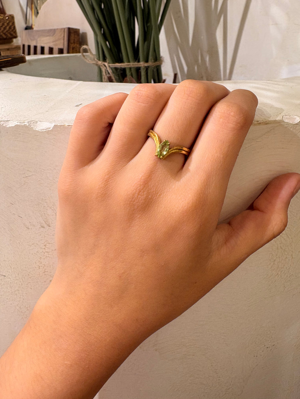 Green stone ring
