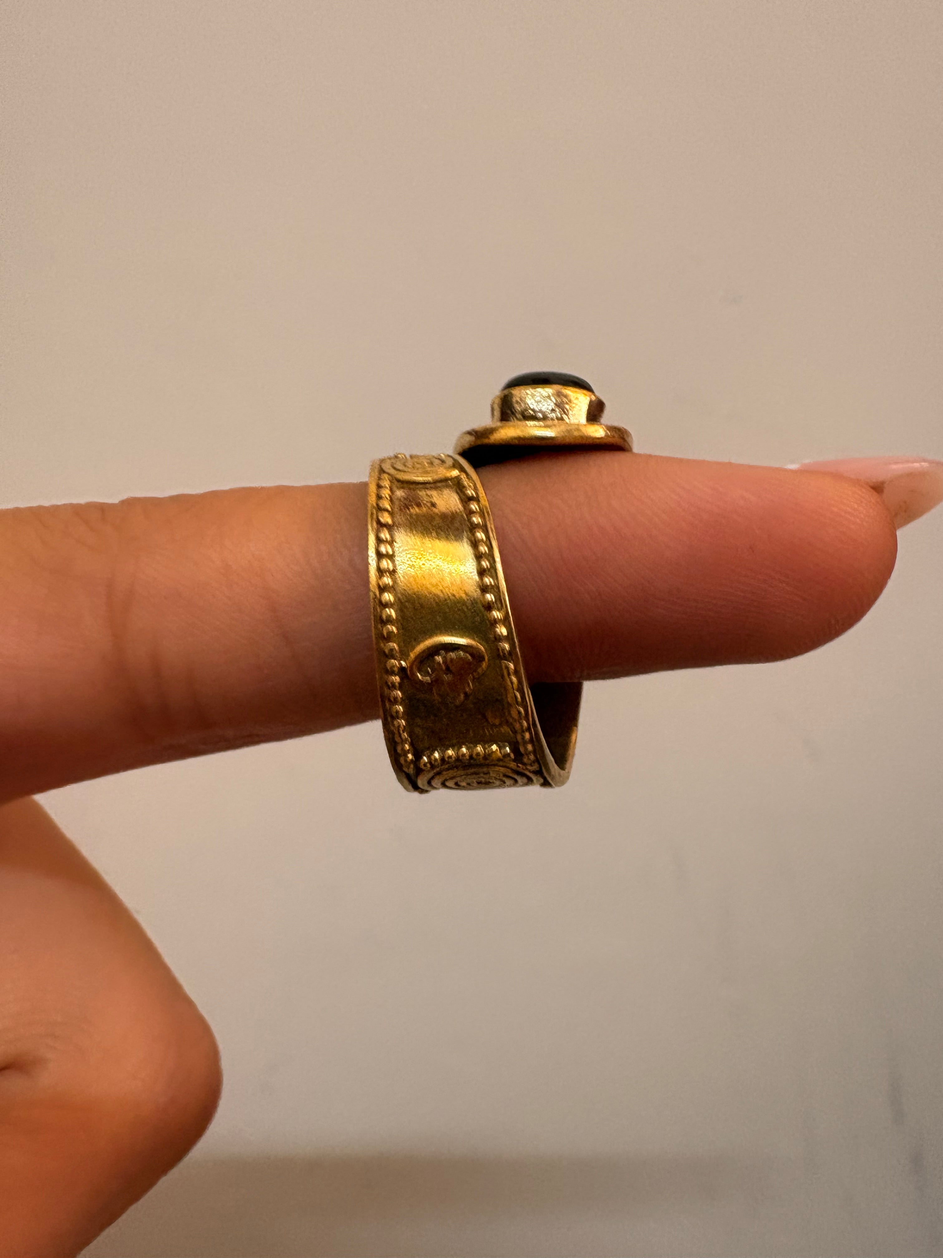 Spiral ring