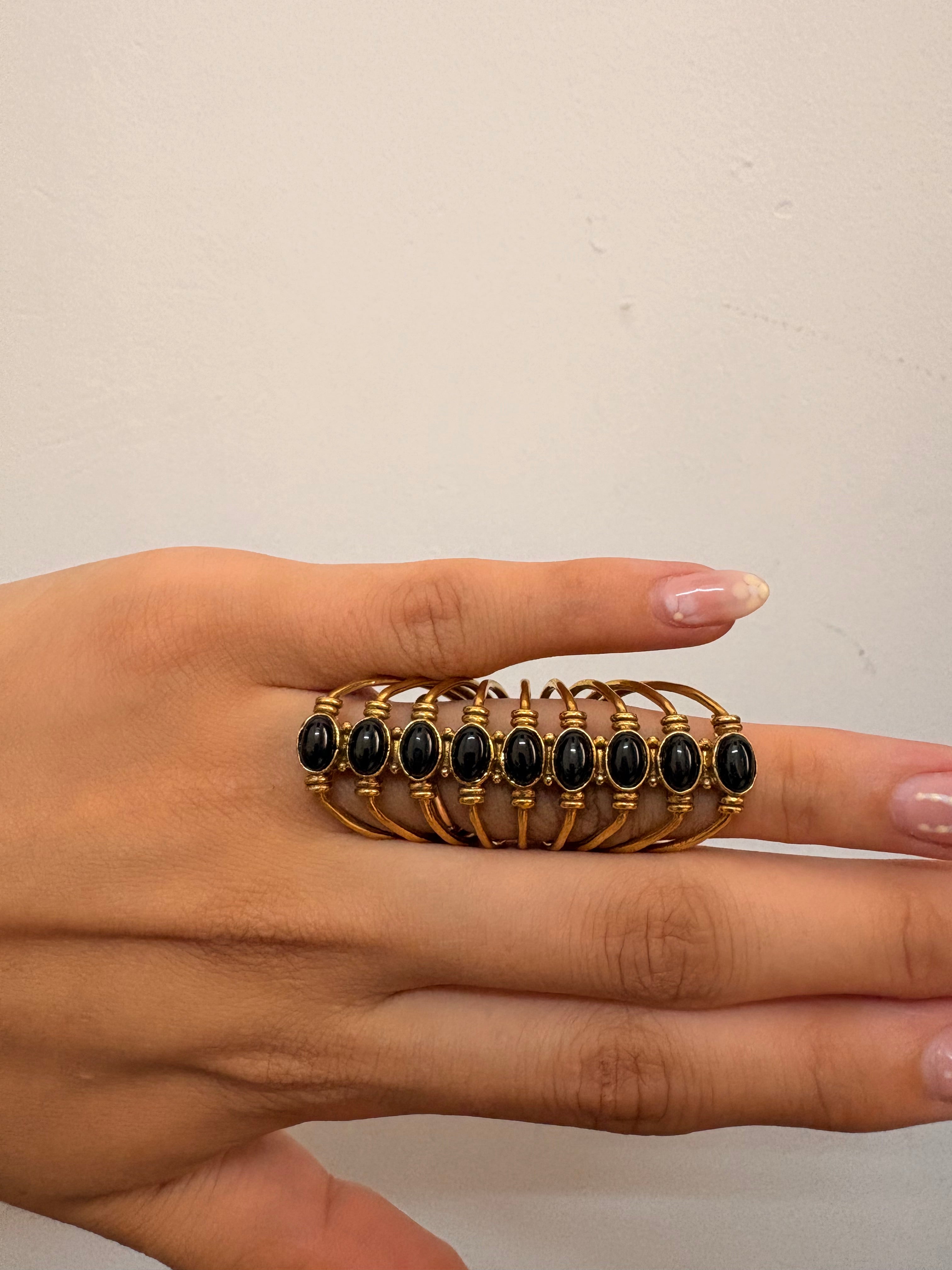 10 stone ring