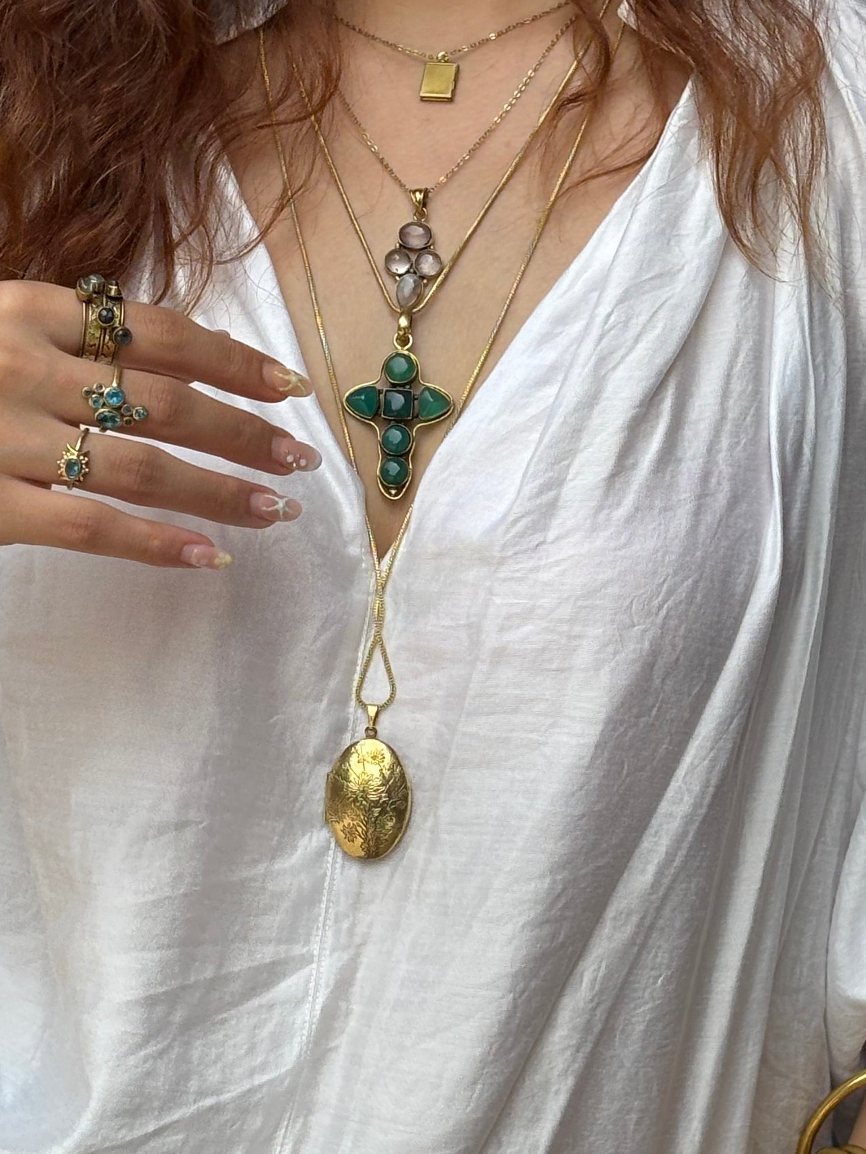Victorian floral pendant