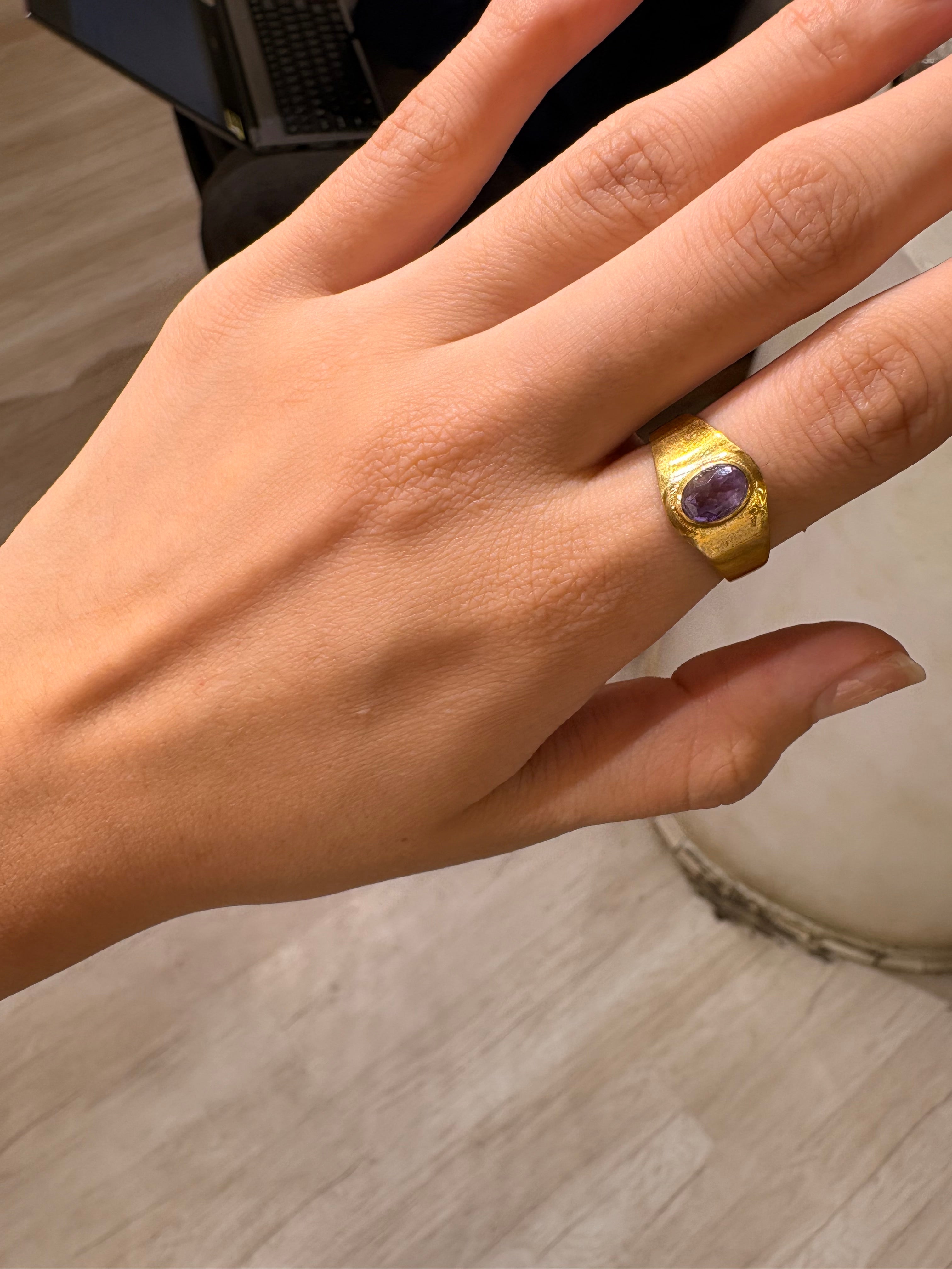 Amethyst stone ring