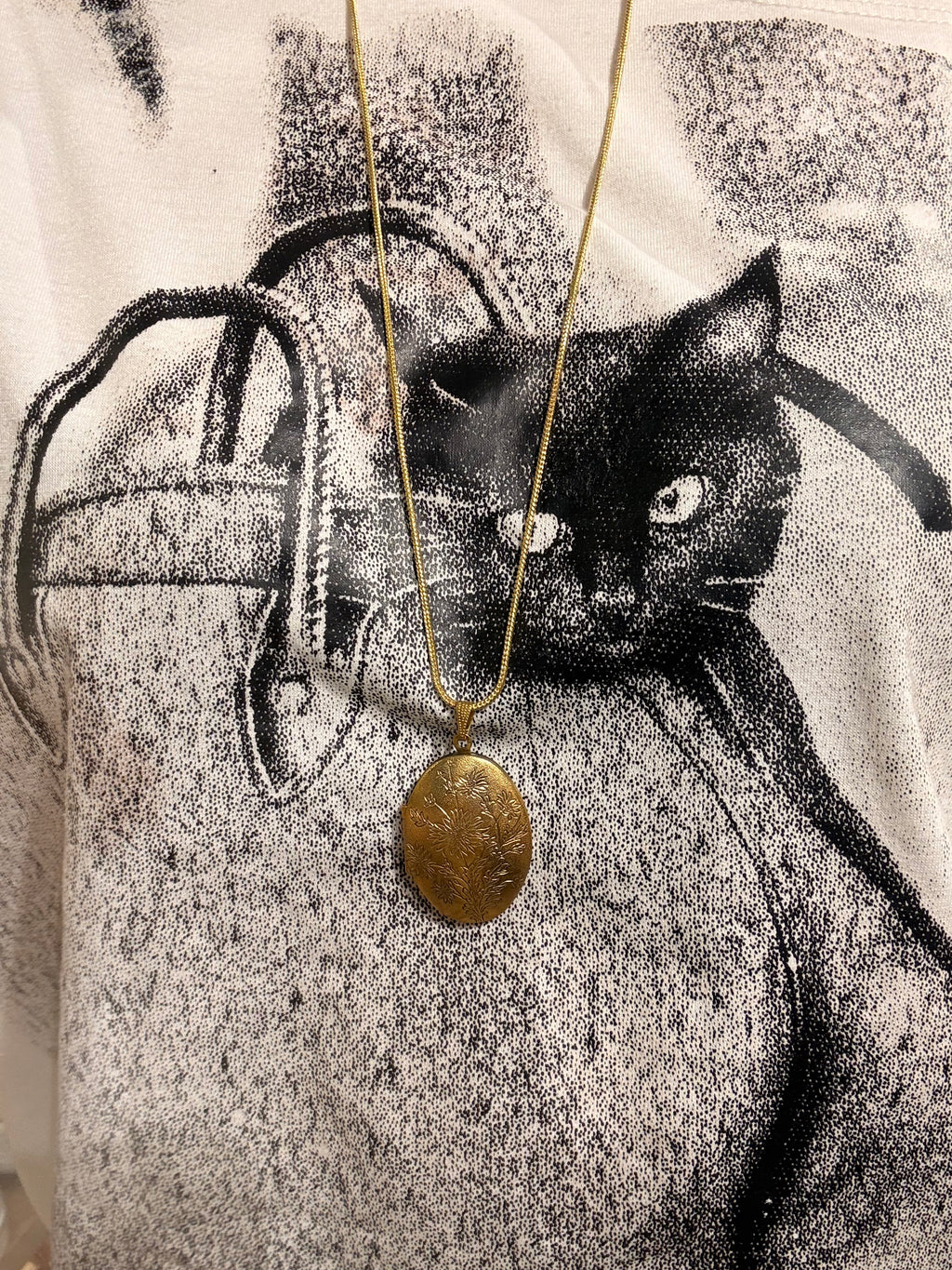 Victorian floral pendant