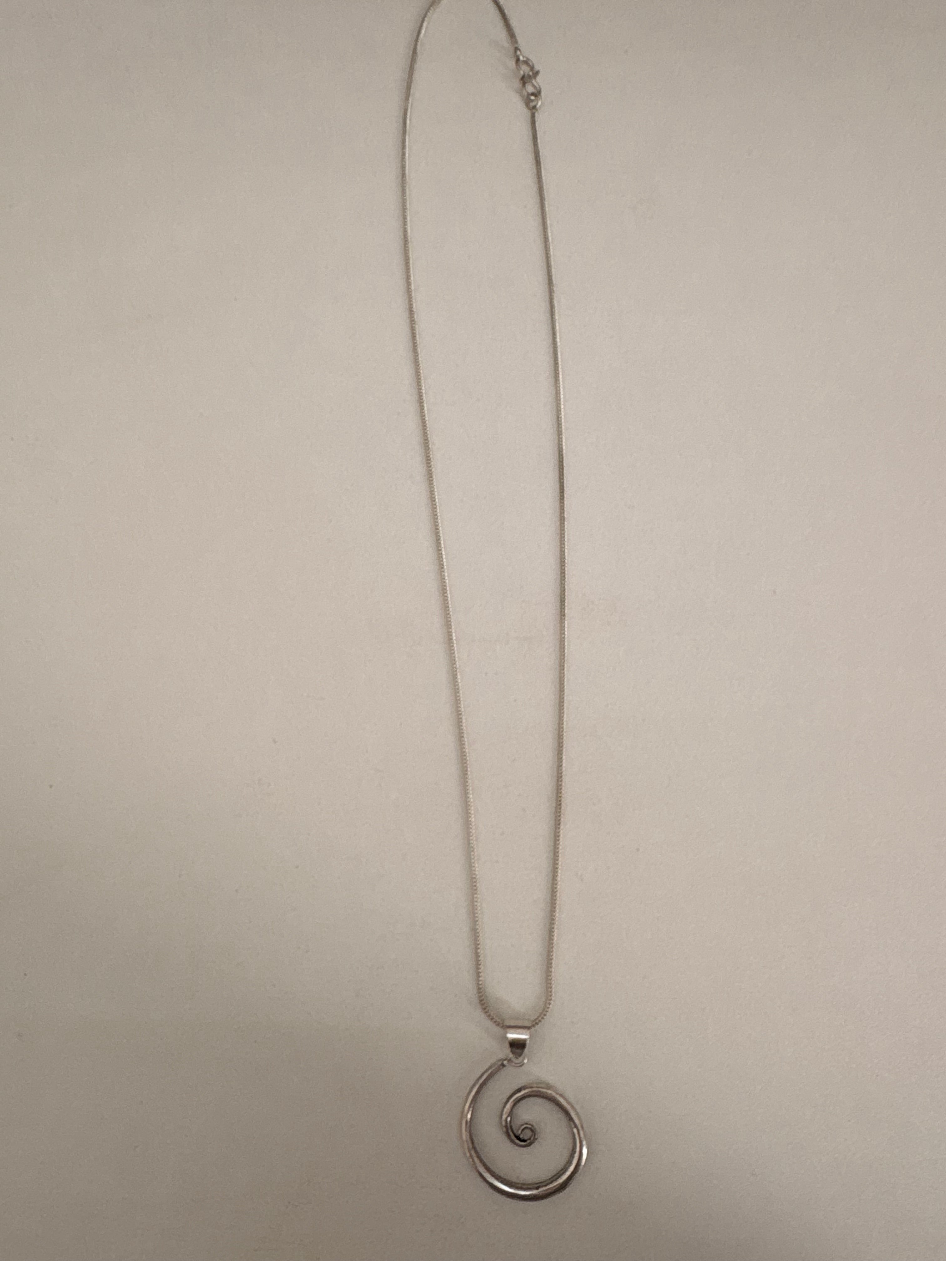 Spiral necklace