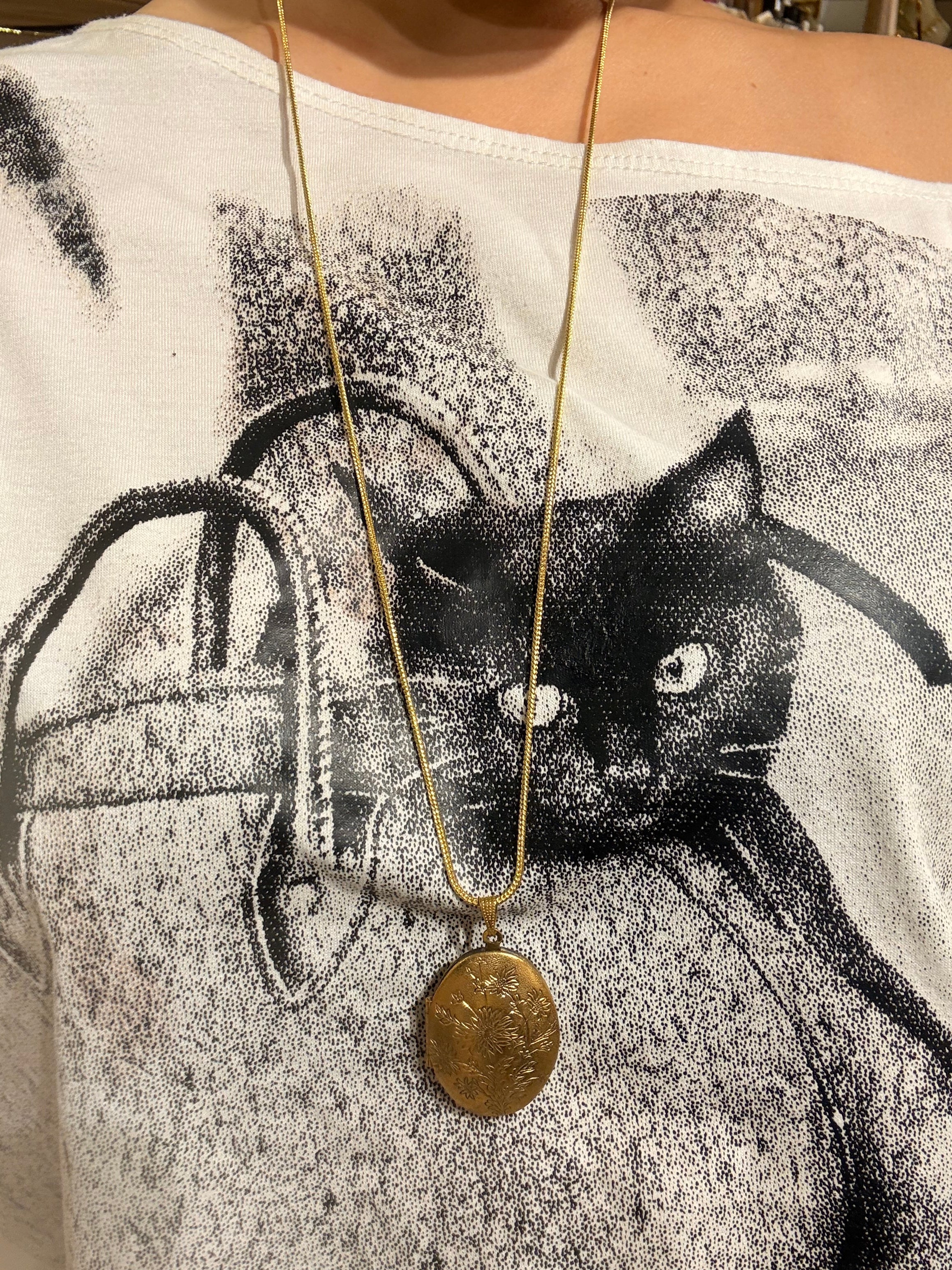 Victorian floral pendant