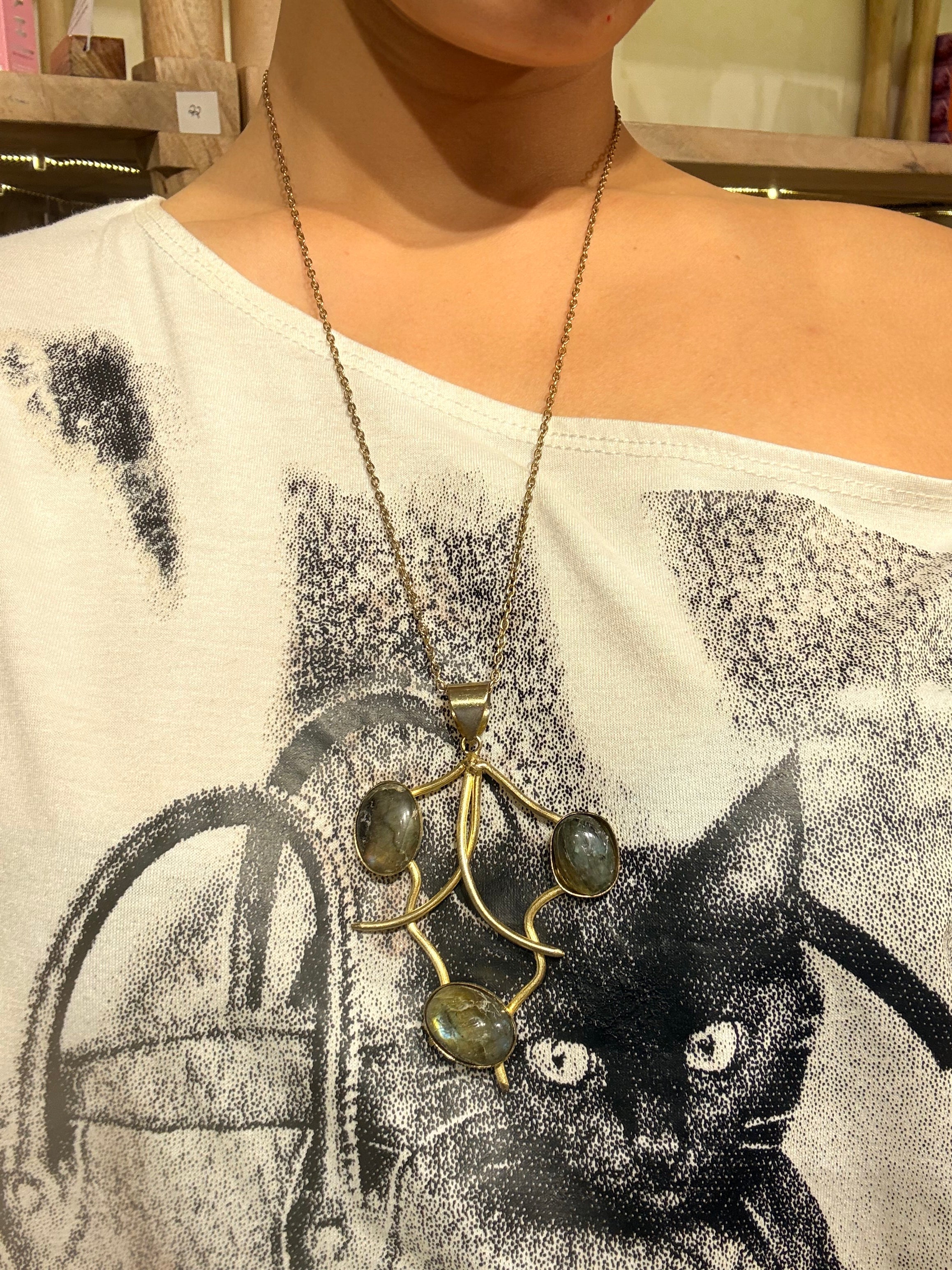 Grape stone necklace