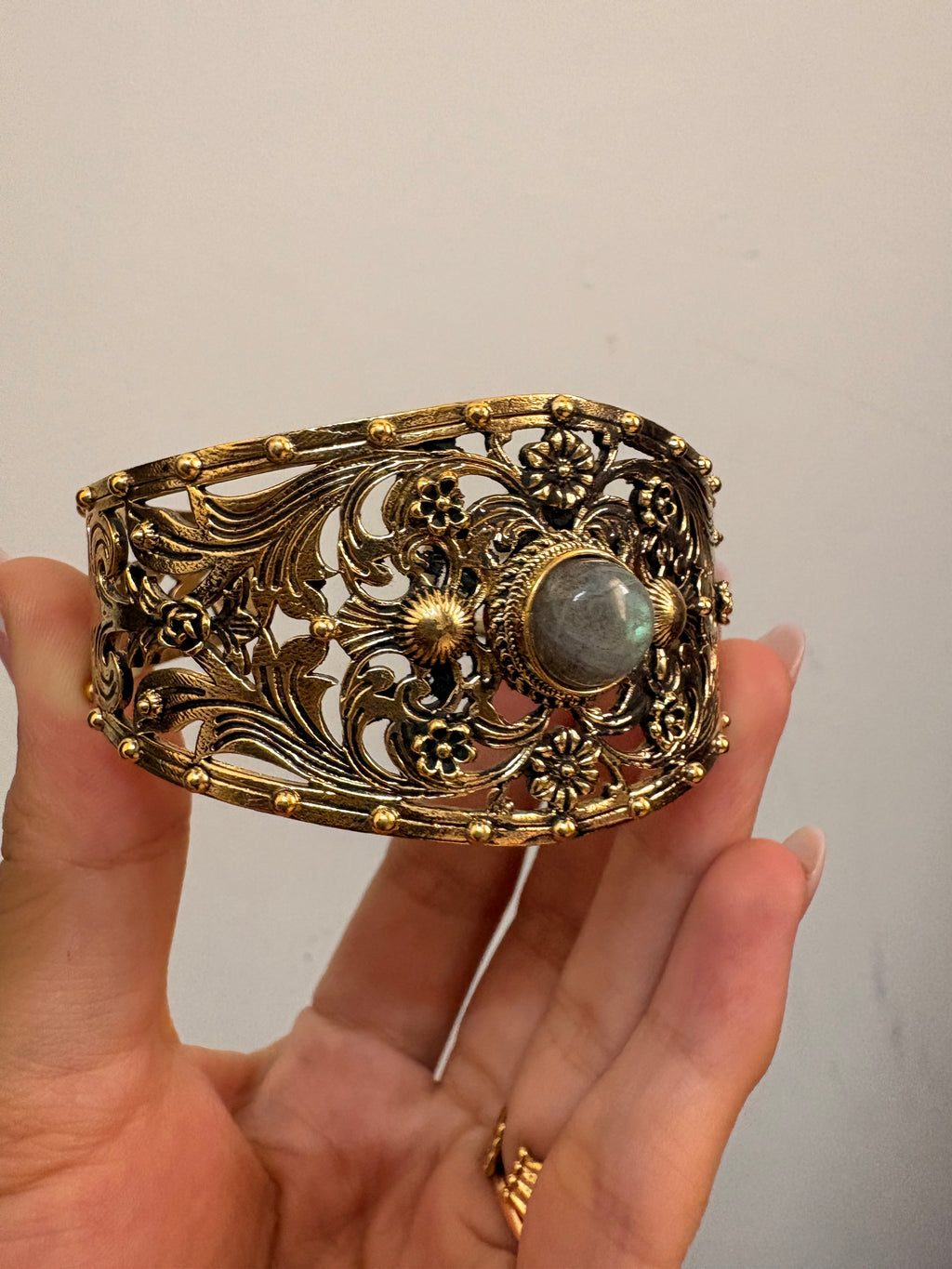 Ethereal arm cuff natural stone