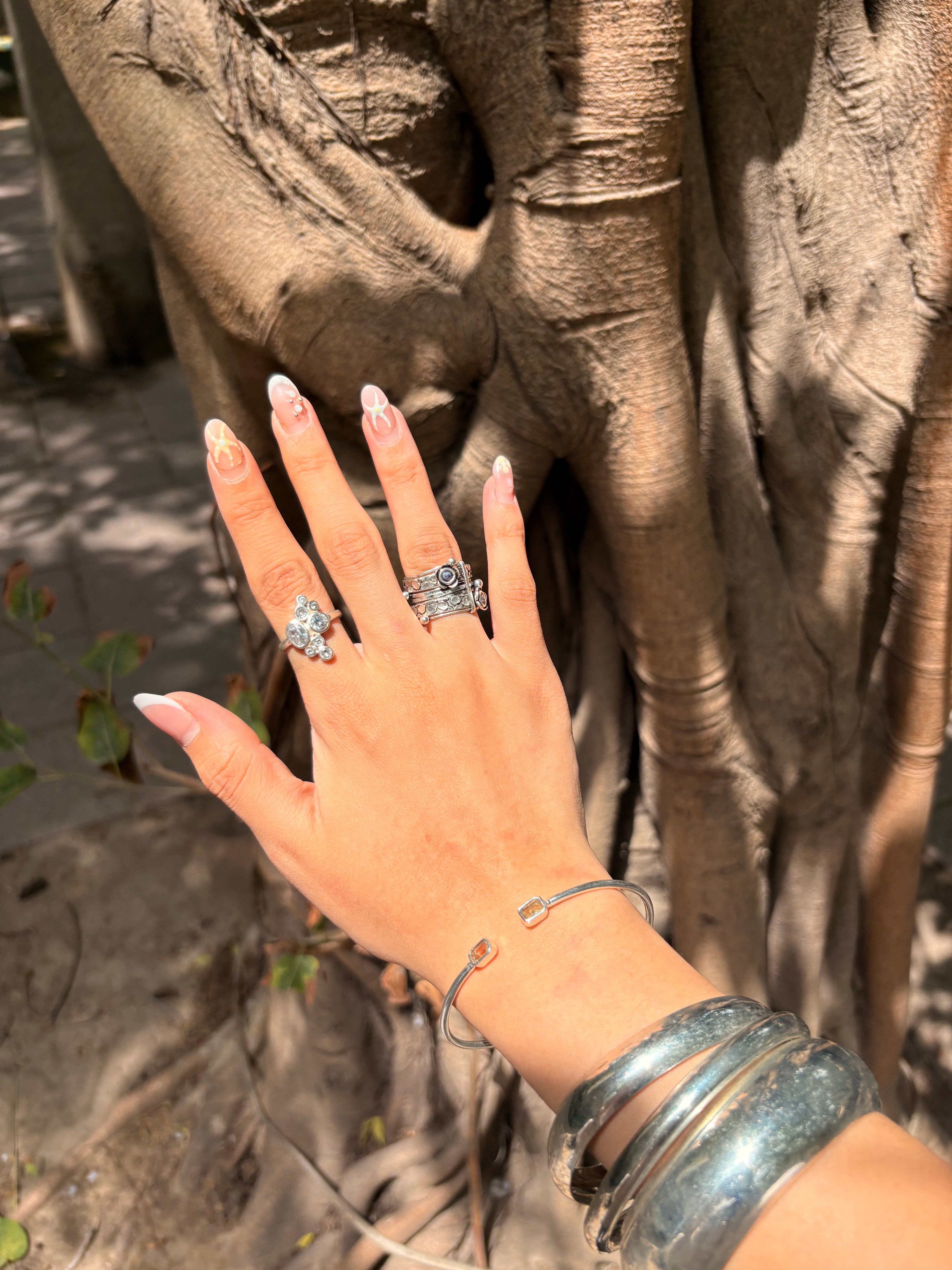 Chunky bangles silver
