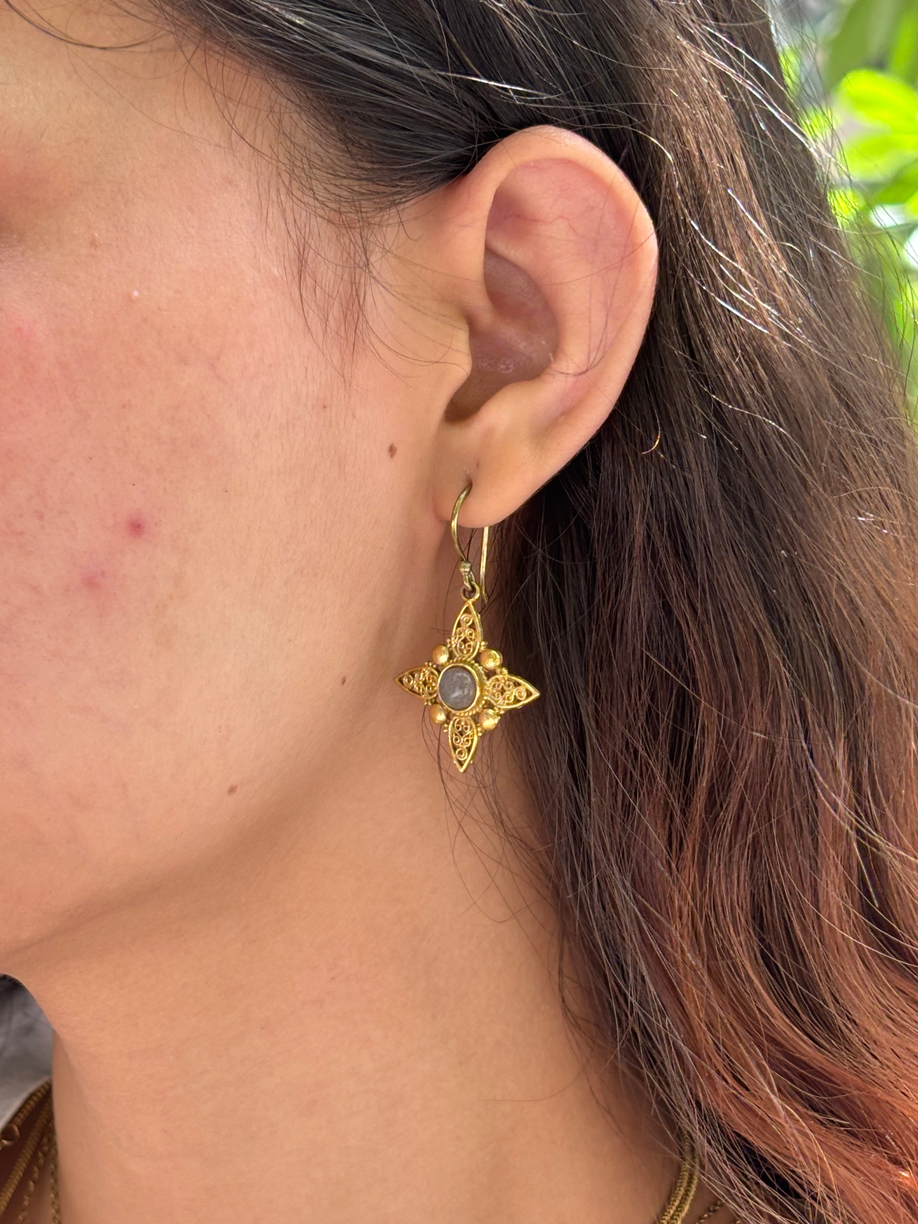 Star earring
