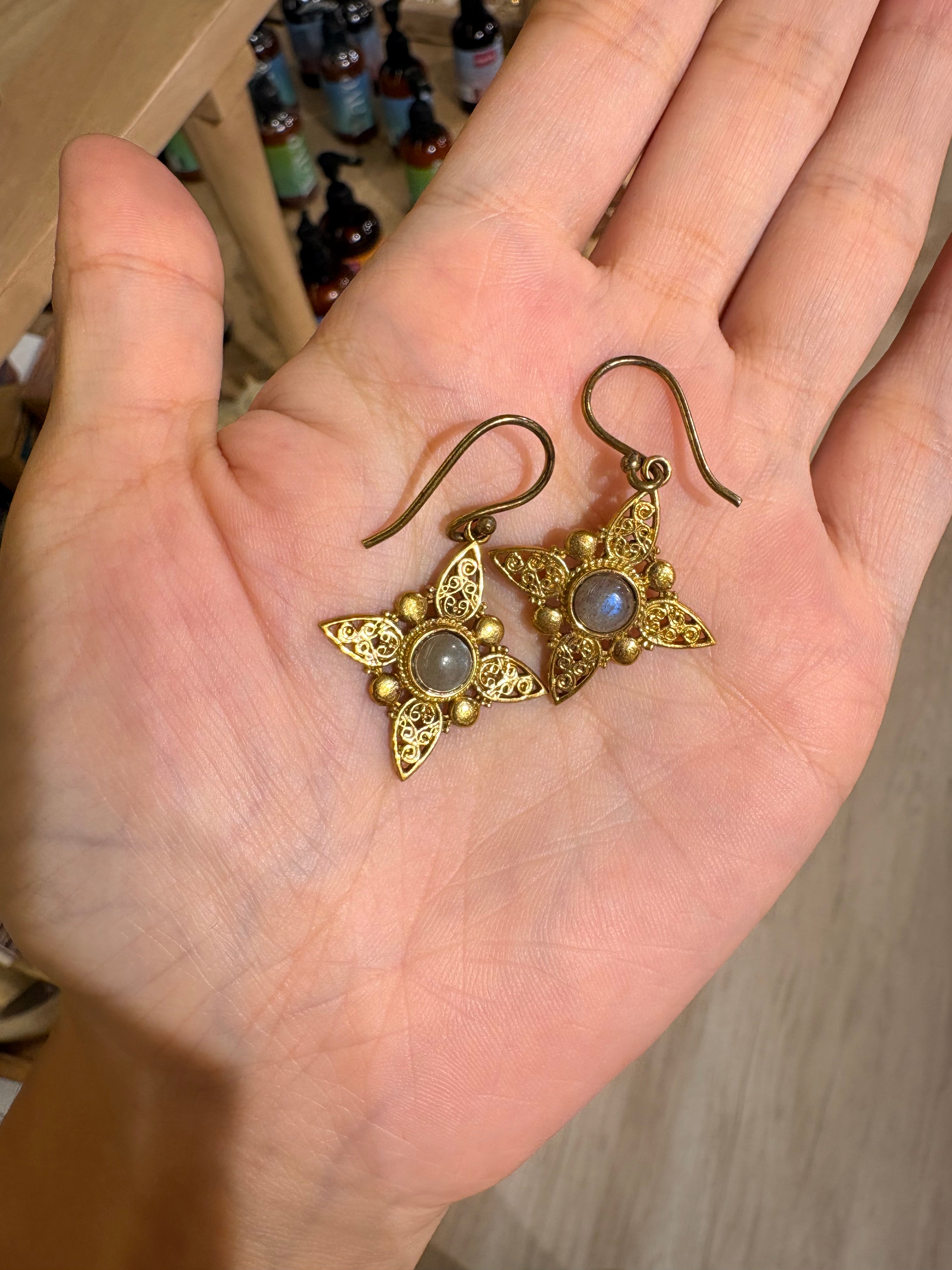 Star earring