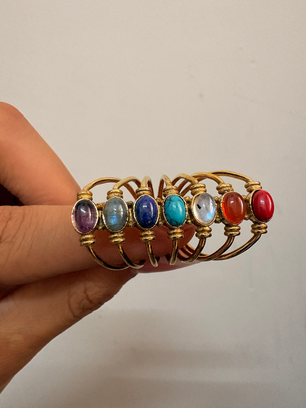 Multi colour stone ring