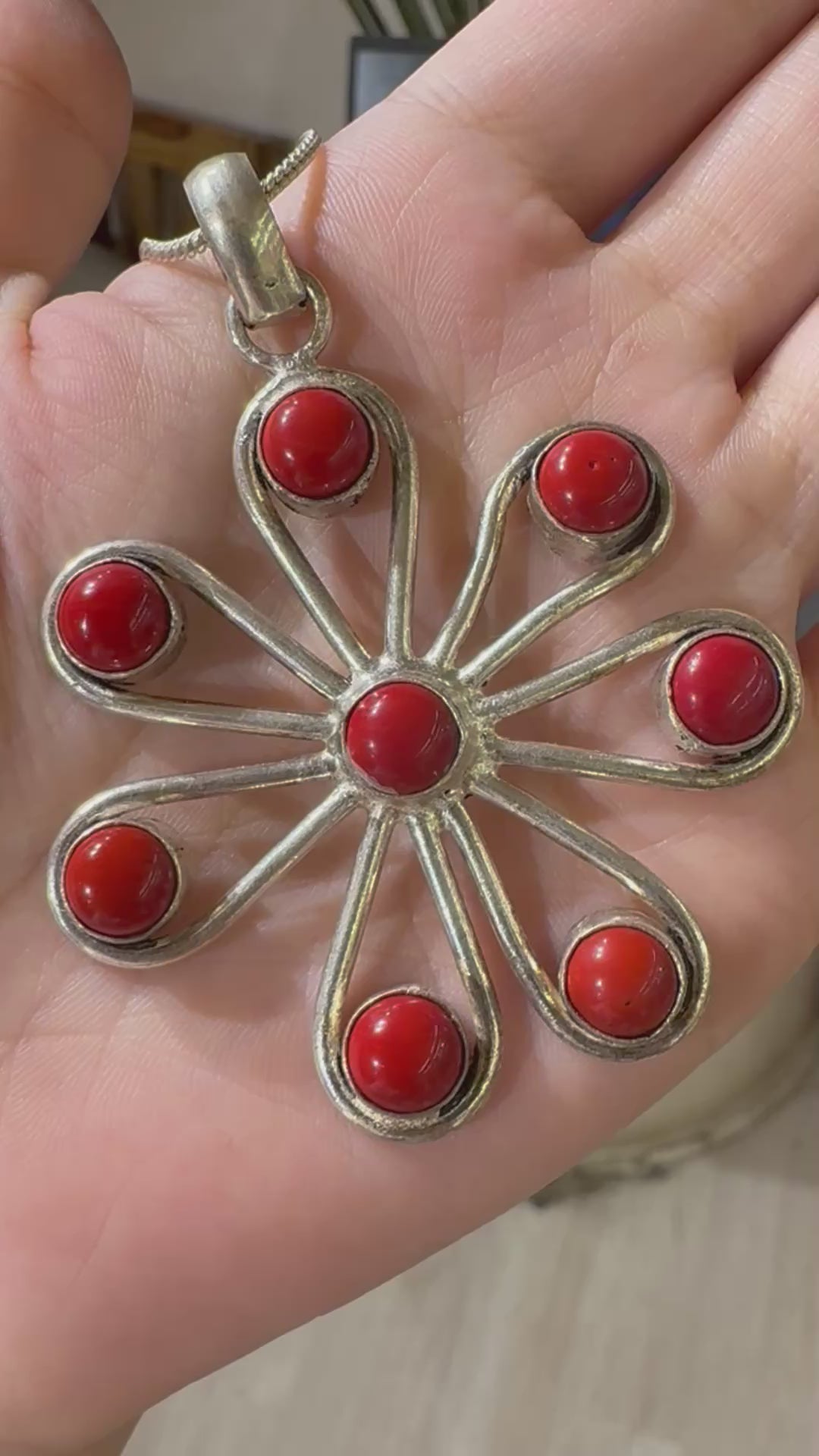Flower necklace