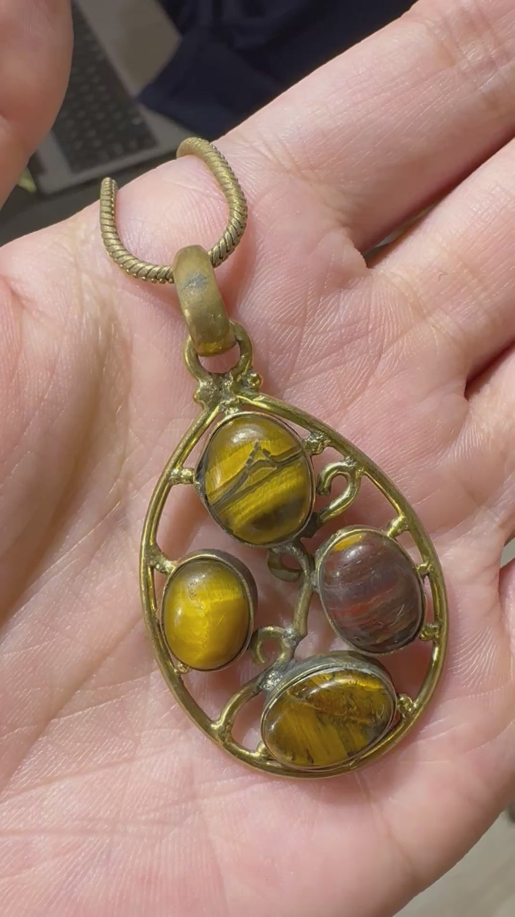 Tiger eye pendant