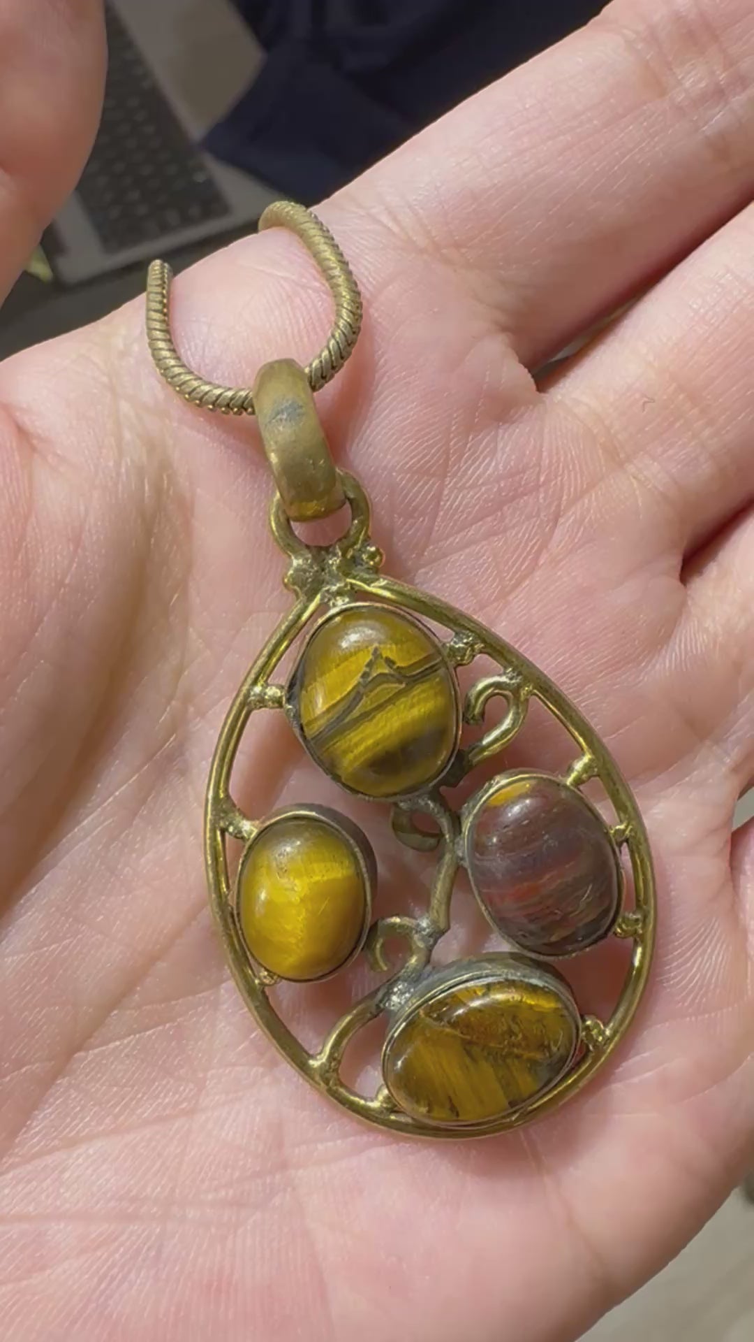 Tiger eye pendant