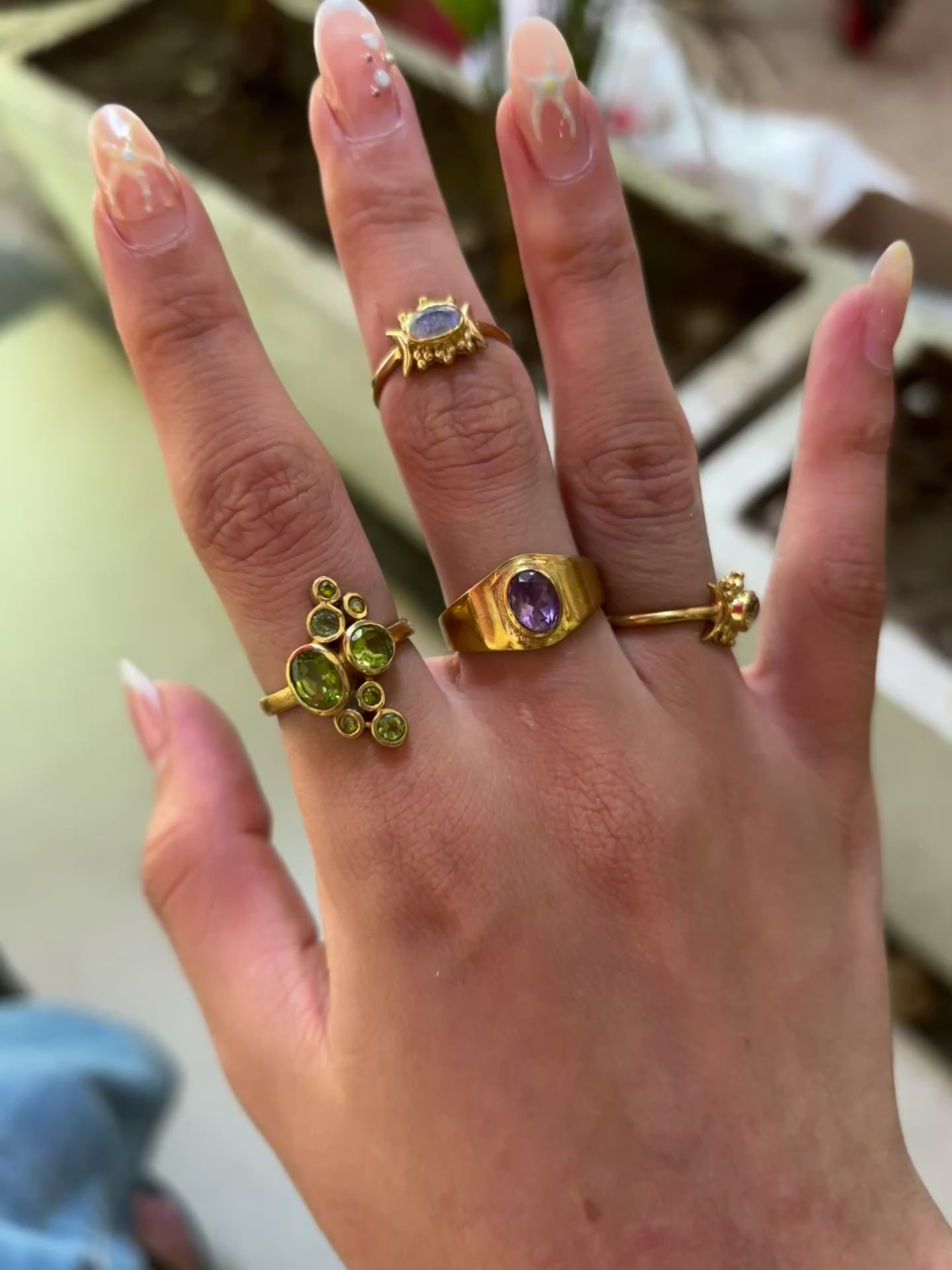 Green clustered stone ring